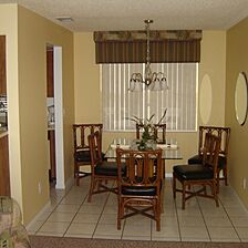 Lago Vista at Buenaventura Lakes &mdash; Dining Area