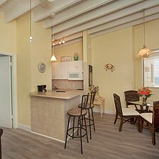 Windjammer Resort & Beach Club — Dining Area
