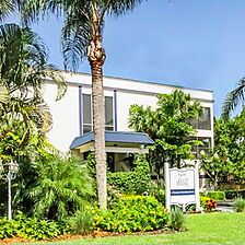 Gulf Pointe Resort — Exterior