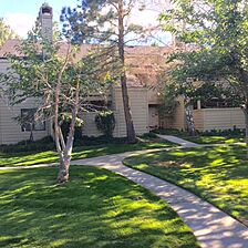 Club Lakeridge &mdash; Building Exterior