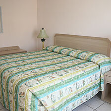 Traders Inn Beach Club &mdash; Bedroom