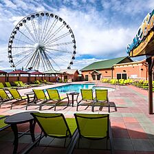 Margaritaville Island Hotel Pigeon Forge — Rooftop Pool