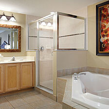 Club Wyndham Palm-Aire &mdash; Bathroom