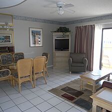 Lighthouse Cove Resort — Living Area
