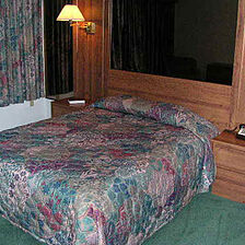 Tanglwood Resort &mdash; - Unit Bedroom