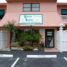 Siesta Sands Beach Resort — Exterior