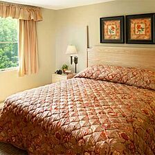 Steele Hill Resort — Bedroom