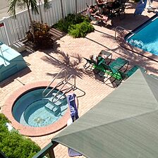 Surf Rider Resort — Hot Tub