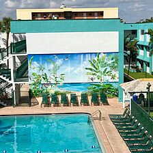 Surf Rider Resort — Pool