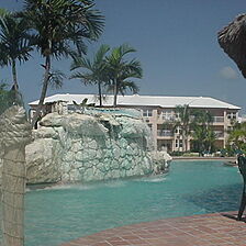 Island Seas Resort — - Pool