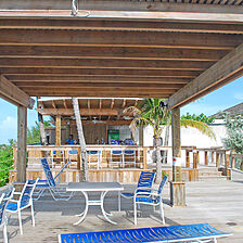 Paradise Island Beach Club — Pool Bar
