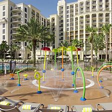 Las Palmeras by Hilton Grand Vacations