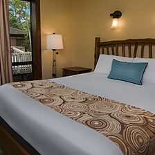 Disney's Saratoga Springs Resort & Spa — Sample Treehouse Villas Bedroom