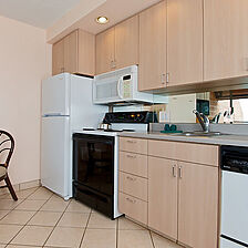 The Kuleana Club — Sample Kitchen