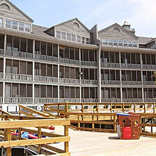 Taranova at Seawatch Inn