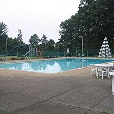 Wolf Run Manor at Treasure Lake &mdash; Pool