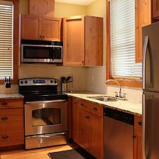Timberline Lodges - Juniper &mdash; Sample Kitchen