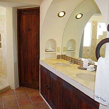Villa Pacifico — Sample Bathroom