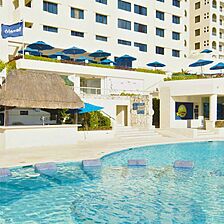 The Sunshine Club at Tucancun Beach — Pool