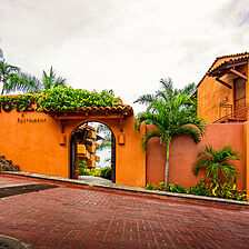 La Quinta Ixtapa — Exterior