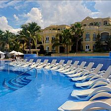 Emerald Estates by Pueblo Bonito — Pool