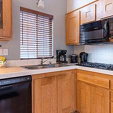 RiverPointe at Napa Valley — Sample kitchen