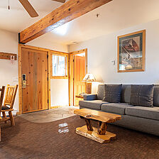 Red Wolf Lakeside Lodge &mdash; Sample Living Area