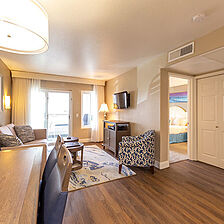 Capistrano Surfside Inn — Sample Dining Area