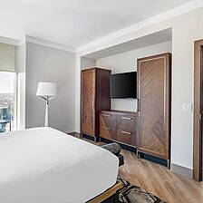 Elara by Hilton Grand Vacations — One-Bedroom Premium Suite Bedroom (Hilton Club)