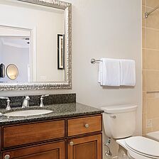 Club Wyndham Reunion — Sample Bathroom