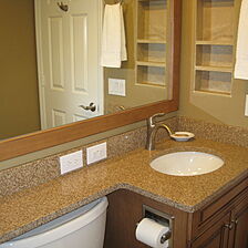 Eagle's Nest Beach Resort — Sample Tower Bathroom