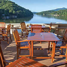 Club Wyndham Resort at Fairfield Mountains — Lakefront Dining