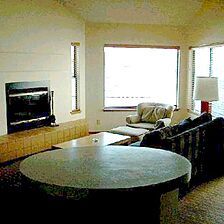 Peterson's Waterfront Resort &mdash; - Unit Living Area
