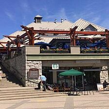 Starbucks & Earls Steakhouse below condo