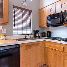 RiverPointe at Napa Valley — Sample kitchen