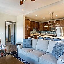 Club at Big Bear Lake — Sample living area