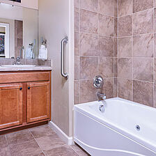 WorldMark Steamboat Springs Resort — Sample penthouse bathroom