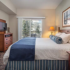 WorldMark Steamboat Springs Resort — Sample suite bedroom