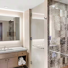 Maui Bay Villas by Hilton Grand Vacations — Sample bathroom