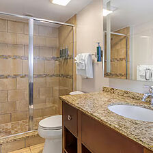 Hilton Grand Vacations at Anderson Ocean Club — Sample bathroom
