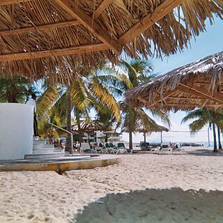 Simpson Bay Resort and Marina — Resort Beach