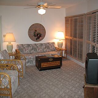 Freeport Resort & Club &mdash; Queen Sleeper Sofa in Living Room