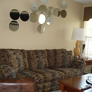 Holiday Inn Club Vacations Holiday Hills Resort — Sample unit living area