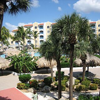 Costa Linda Beach Resort — Grounds