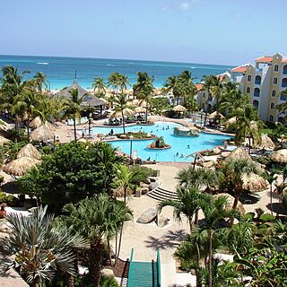 Costa Linda Beach Resort — Grounds