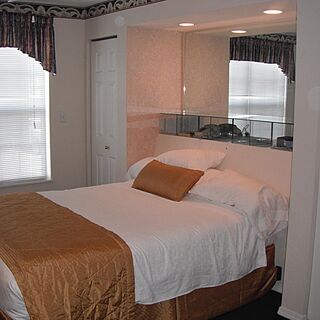 The Suites at Fall Creek — 2nd Lockout bedroom