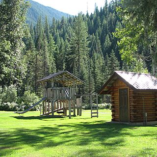 Glacier Wilderness Resort — Outdoor playground and view around the resort