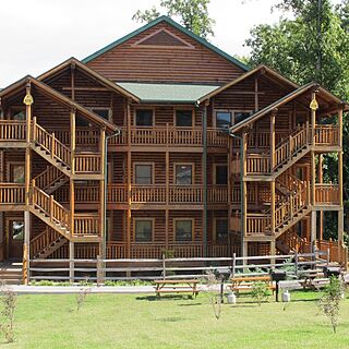 Westgate Smoky Mountain Resort & Water Park — Building Exterior