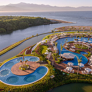 Grand Luxxe at Vidanta Nuevo Vallarta — Luxxe Pools