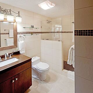 Simpson Bay Resort and Marina — Bathroom